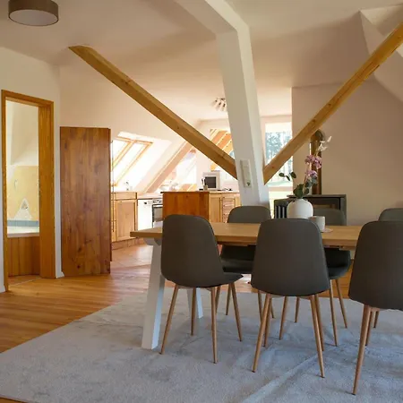 شقة Holz Und Naturhof Geng Eiche *